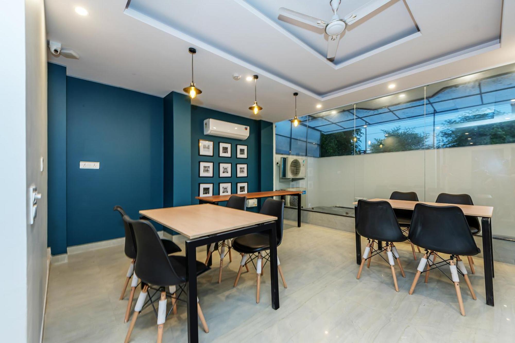 Hotel O Earth Villa Near Bestech Central Square Mall Gurgáon Exteriér fotografie